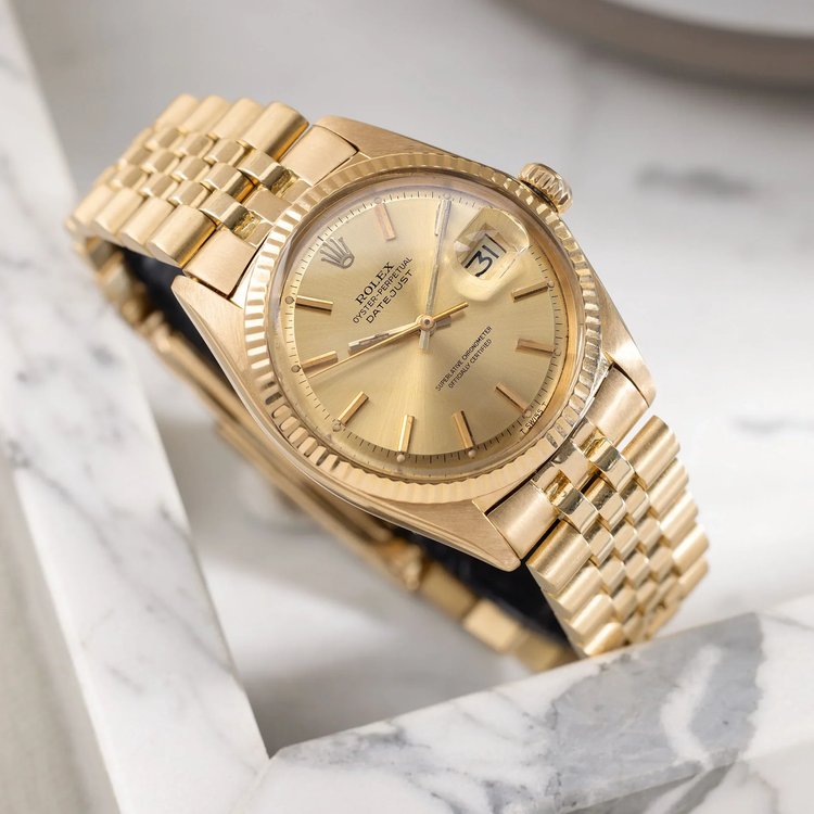 Top 10 Watches for Women with Small Wrists