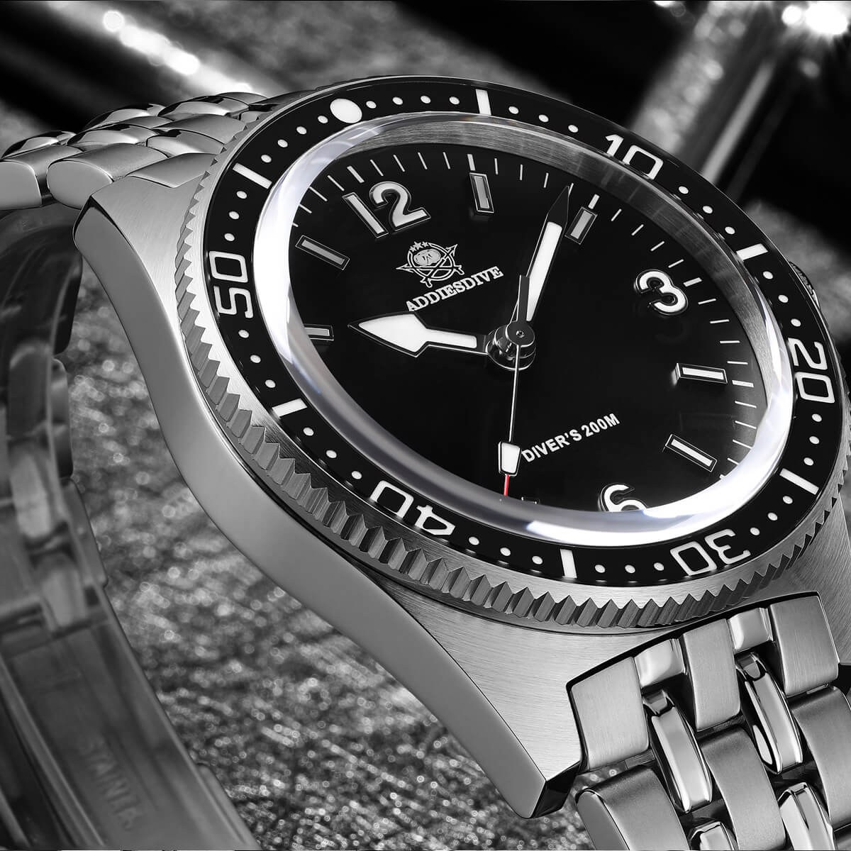 Addiesdive AD2033 Black Bay style diver with applied 12, 3 and 6 numerals and beads of rice bracelet