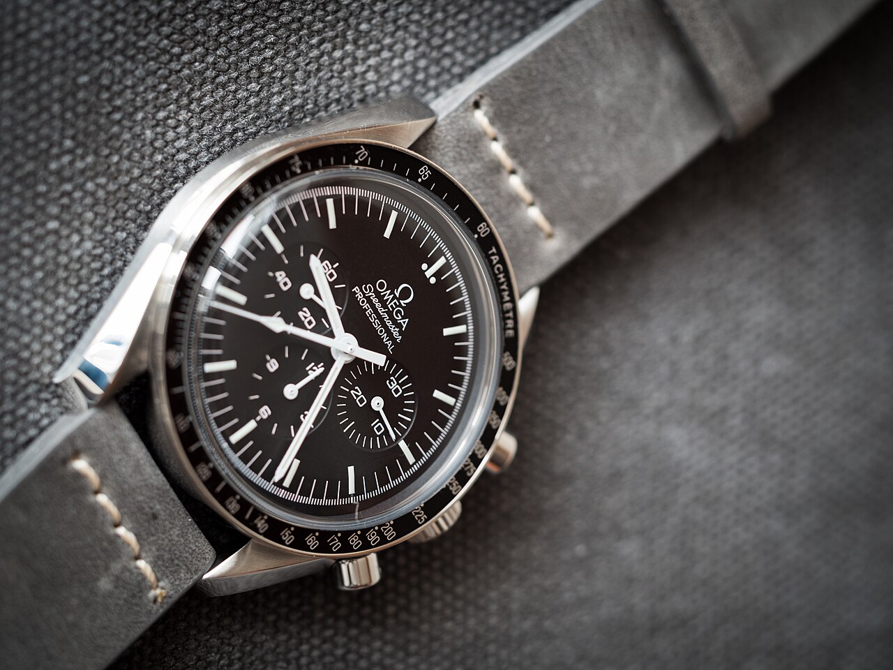 Omega Speedmaster Professional 311.30.42.30.01.005